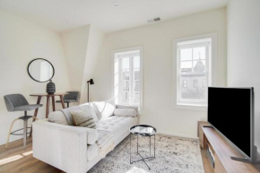 Dupont Circle 2br w wd nr nightlife metro WDC-751